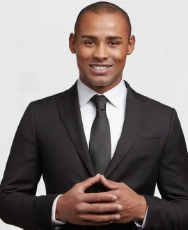 beau jeune homme d affaires en costume 270x331 1